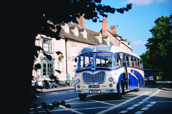 Worths coach LUD 606.jpg