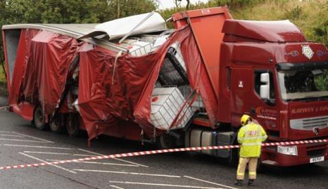 LorryCrash_ETBJ5540-002.JPG