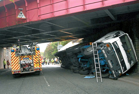 lorry32.jpg