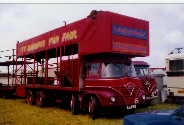 .Foden S21 Spaceship Sputnik,Luton Girderframe-Bodied,8x2 or 8x4 Lorry,350 DRX,Berkshire,December 1962-April 1963.Feltham,Middlesex-based Peter Manning's Foden and his Caterpillar Ride were regular visitors to Nottingham Goose Fair..jpg