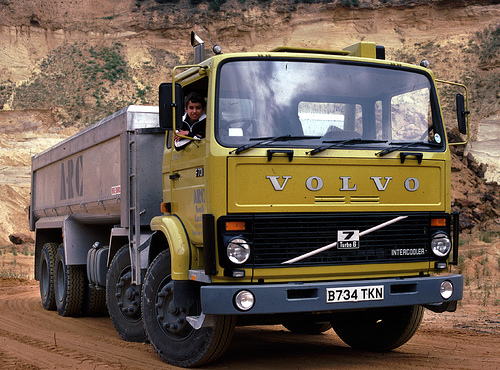 VOLVO (2).jpg