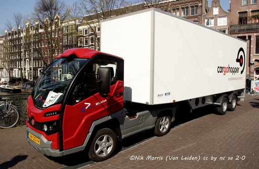 Electric Nik Morris (Van Leiden) cc by nc sa 2.0 13892517523_f507e97e82_nkk.jpg