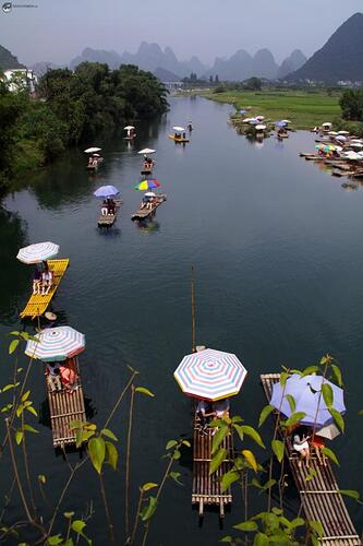yangshuo-yulong-river-bamboo-rafts.jpg